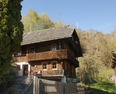 Selbstversorgerhütte mit gemütlichem Kachelofen